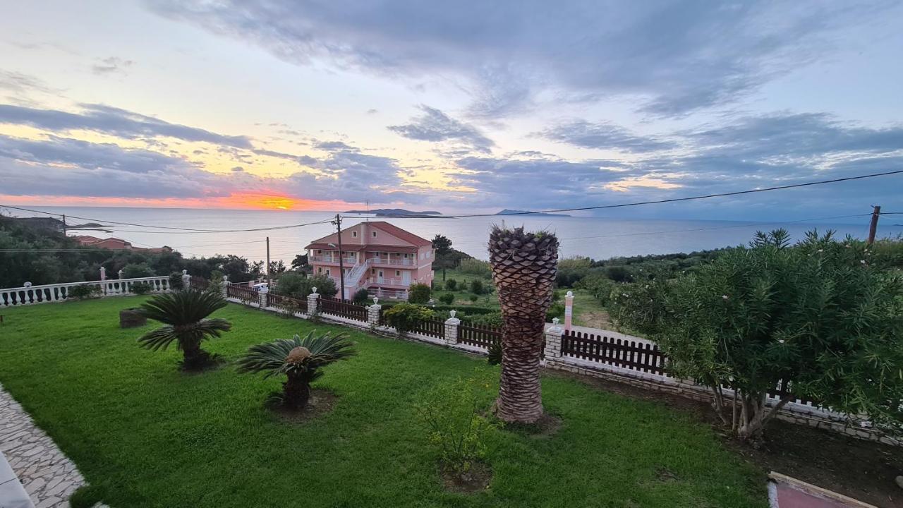 Villa Voula Agios Stefanos Avliotes  Екстер'єр фото